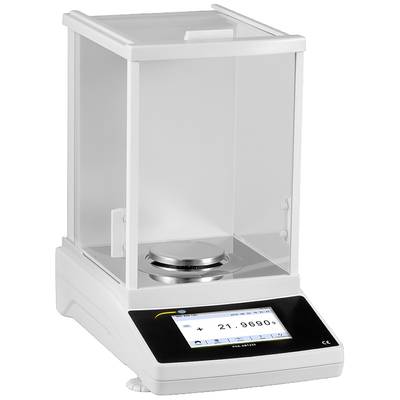 Digitální přesná váha s displejem zobrazuje hmotnost 21,9690 g. Je obklopena ochranným krytem.