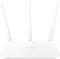 Bílý router se třemi anténami a svítícími kontrolkami na přední straně.