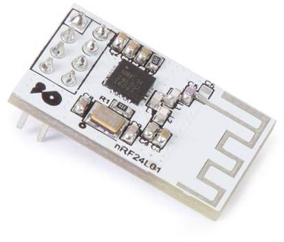 Modul nRF24L01 s anténou, použitelné pro bezdrátovou komunikaci v projektech. Čip a elektronické komponenty namontované na malé desce plošného spoje.