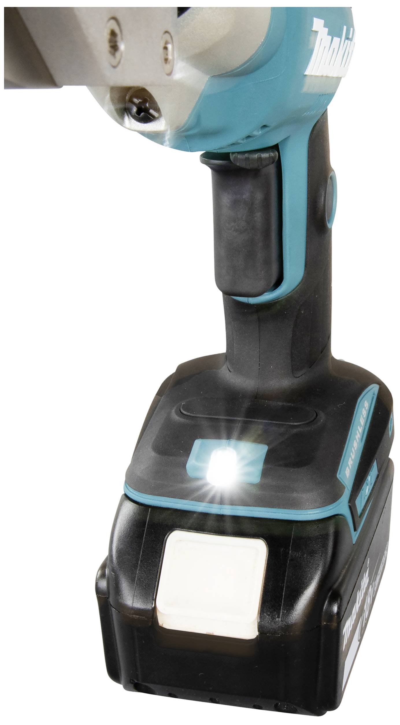 Akumulátorový šroubovák ukazuje rukojeť s modrým akcentem a světlem na spodní části nástroje. Důraz je kladen na ergonomický design a výkon akumulátoru.