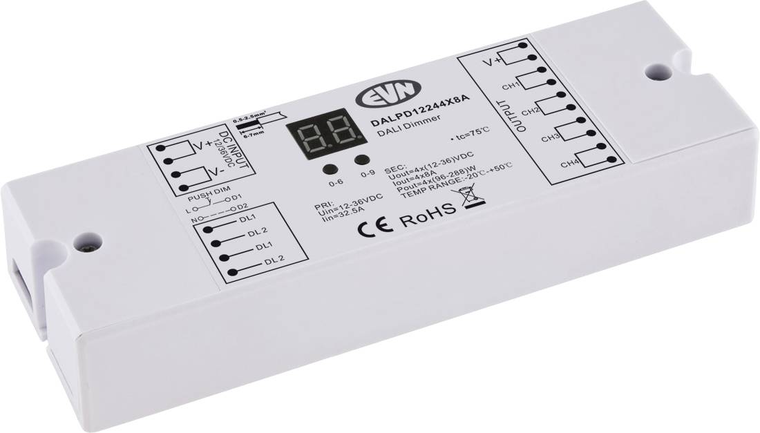 Bílý obdélníkový modul LED zatemňovače s terminály pro zapojení, digitálním displejem a značkami CE/RoHS, zobrazen v úhlu na bílém pozadí