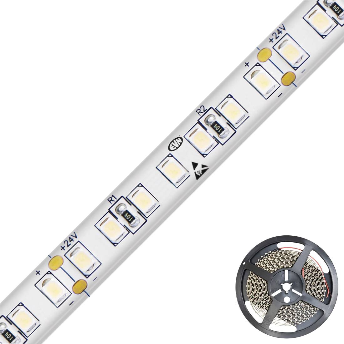 Válec pásku LED osvětlení s detailem bílého pásku zobrazujícího povrchově montované LED diody a odpory, plus cívka pásku v pravém dolním rohu.