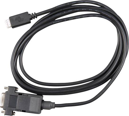 Černý kabel s VGA adaptérem na jednom konci a jiným konektorem na druhém konci, který se používá pro propojení zařízení.