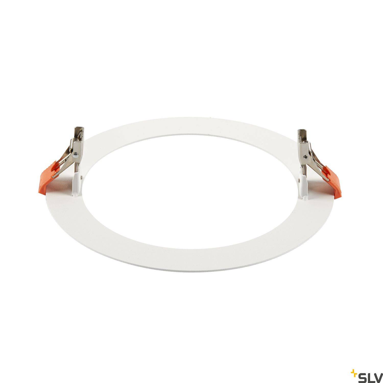 Kulatý, bílý vestavný rám od značky SLV se dvěma stříbrnými upevňovacími body a oranžovými sponkami po stranách.