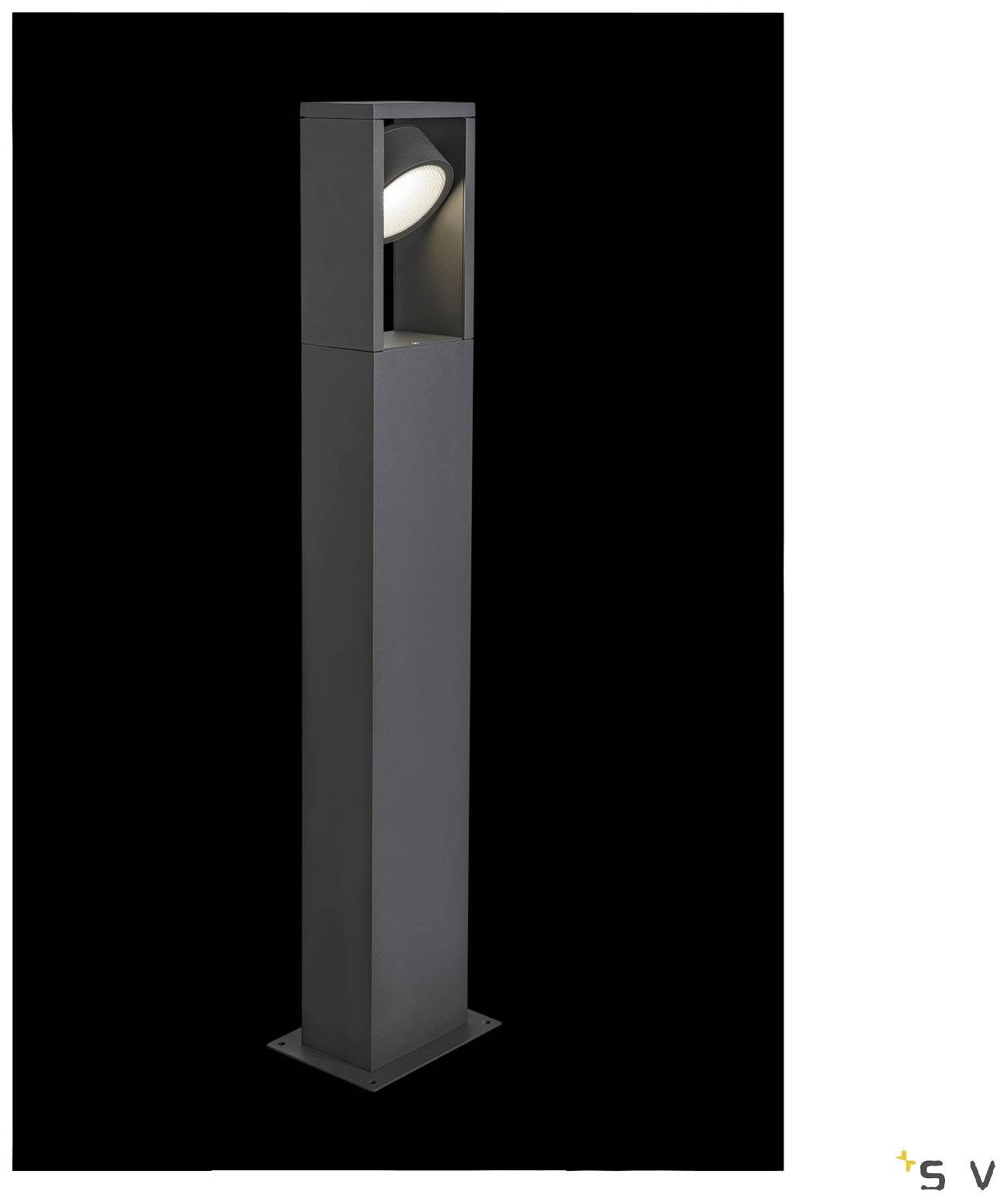 Moderní venkovní svítidlo obdélníkového tvaru s černým tělem vysílá centrální světelný paprsek směřující dolů.