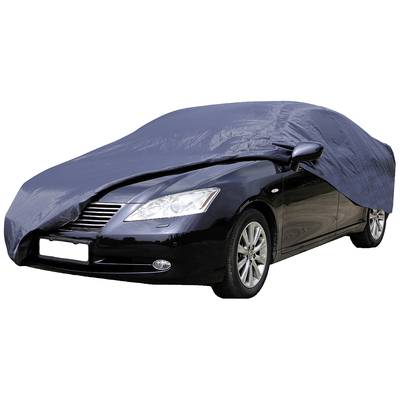 Černý vůz je částečně zakryt tmavým ochranným potahem, který zvýrazňuje přední a boční pohled. Potah chrání automobil před povětrnostními vlivy.