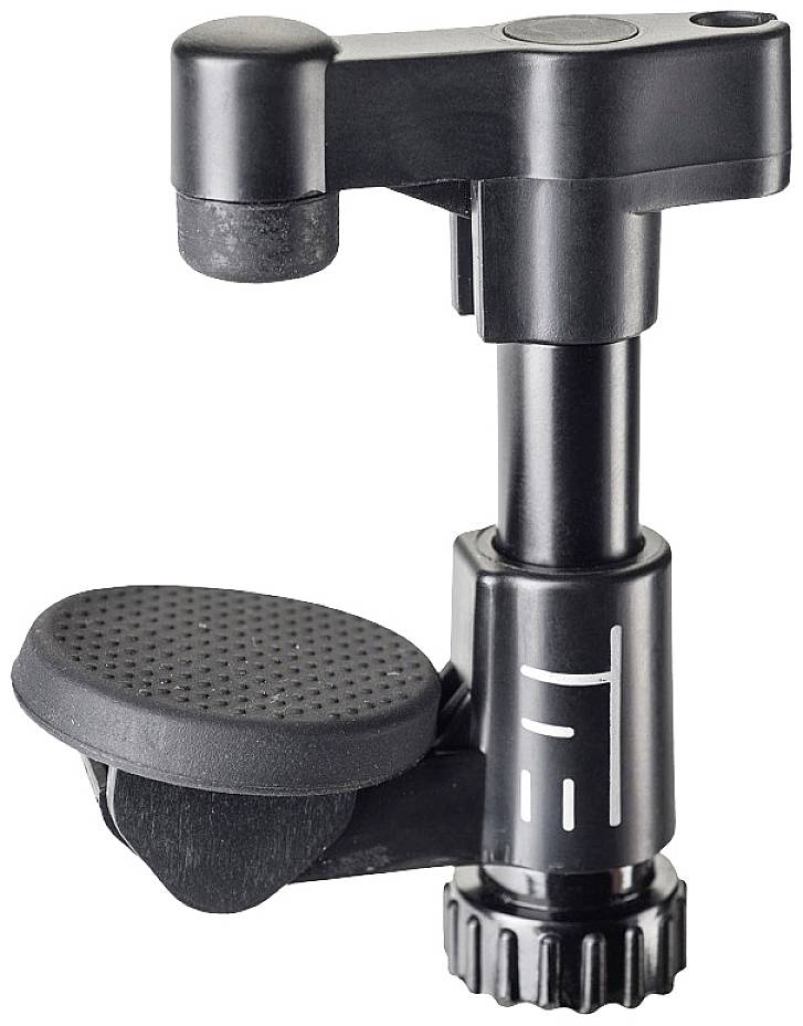 Černý kytarový kapodastr s pákovým mechanismem a gumovou kontaktní plochou pro rovnoměrné rozložení tlaku na kytarové struny.