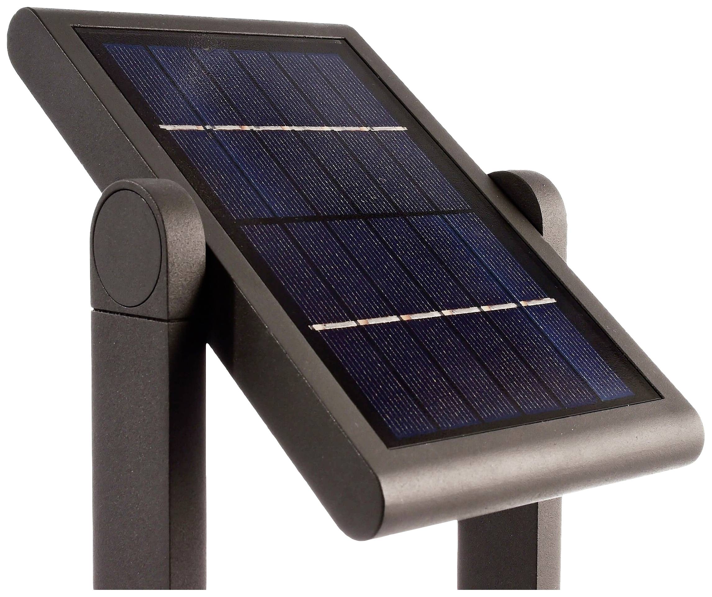 Solární panel umístěný na stabilním, nakloněném stojanu, zobrazuje obdélníkový tvar s modrými fotovoltaickými články pro výrobu elektřiny ze slunečního záření.