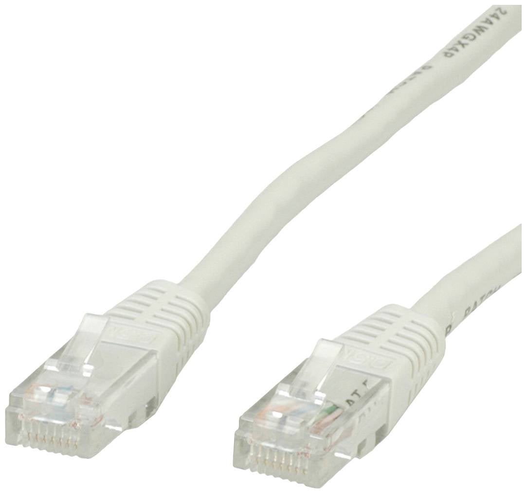 Bílý ethernetový kabel s dvěma konektory RJ45, vhodný pro síťová připojení a přenos dat.