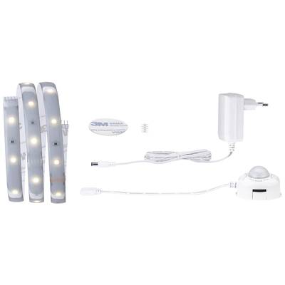 Sada LED pásků, skládající se z ohebných pásků s LED diodami, napájecího zdroje, propojovacího kabelu a pohybového senzoru.