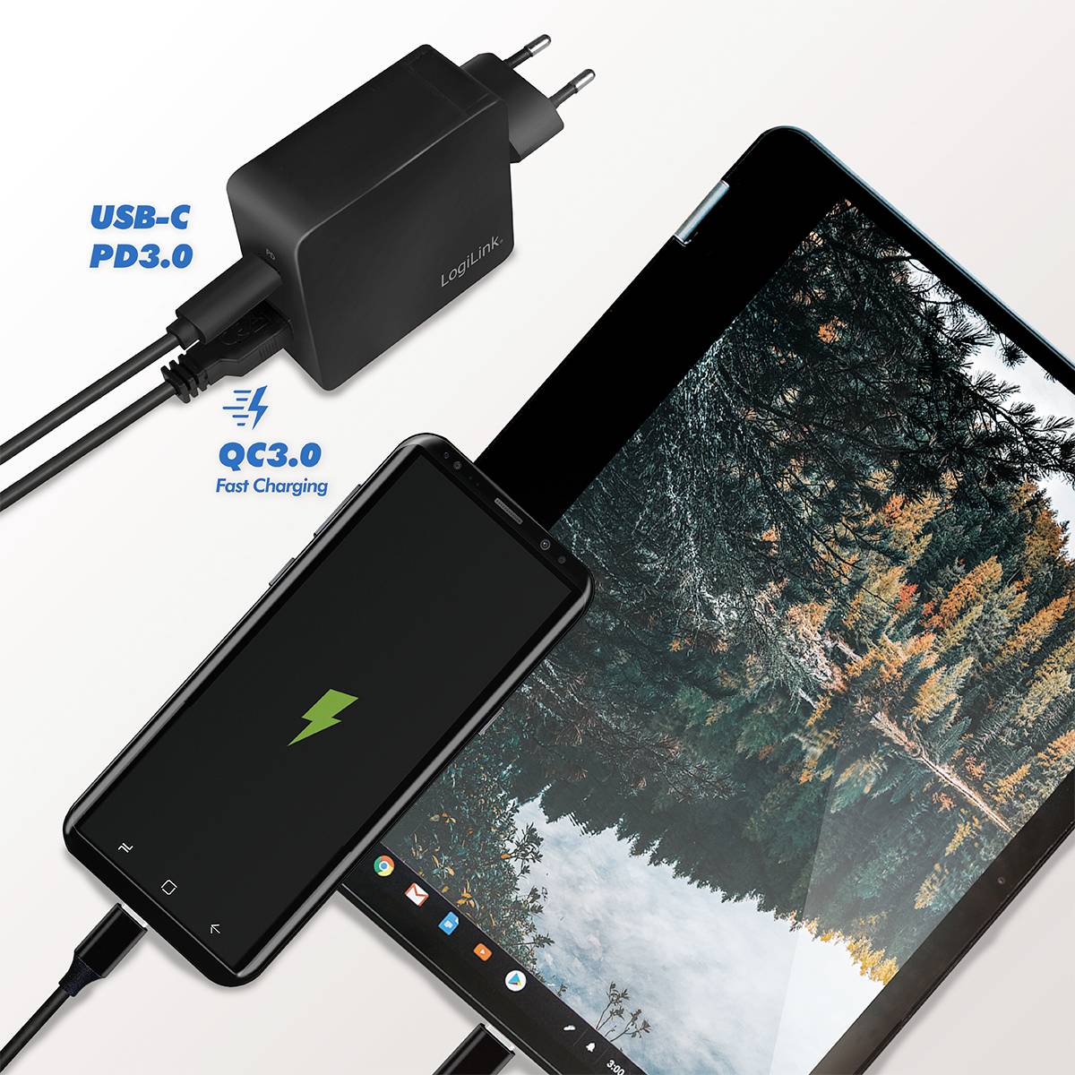 USB-C napájecí adaptér a smartphone s nabíjecím symbolem. Text: 'USB-C PD3.0' a 'QC3.0 Rychlé nabíjení'. Černý tablet v pozadí.