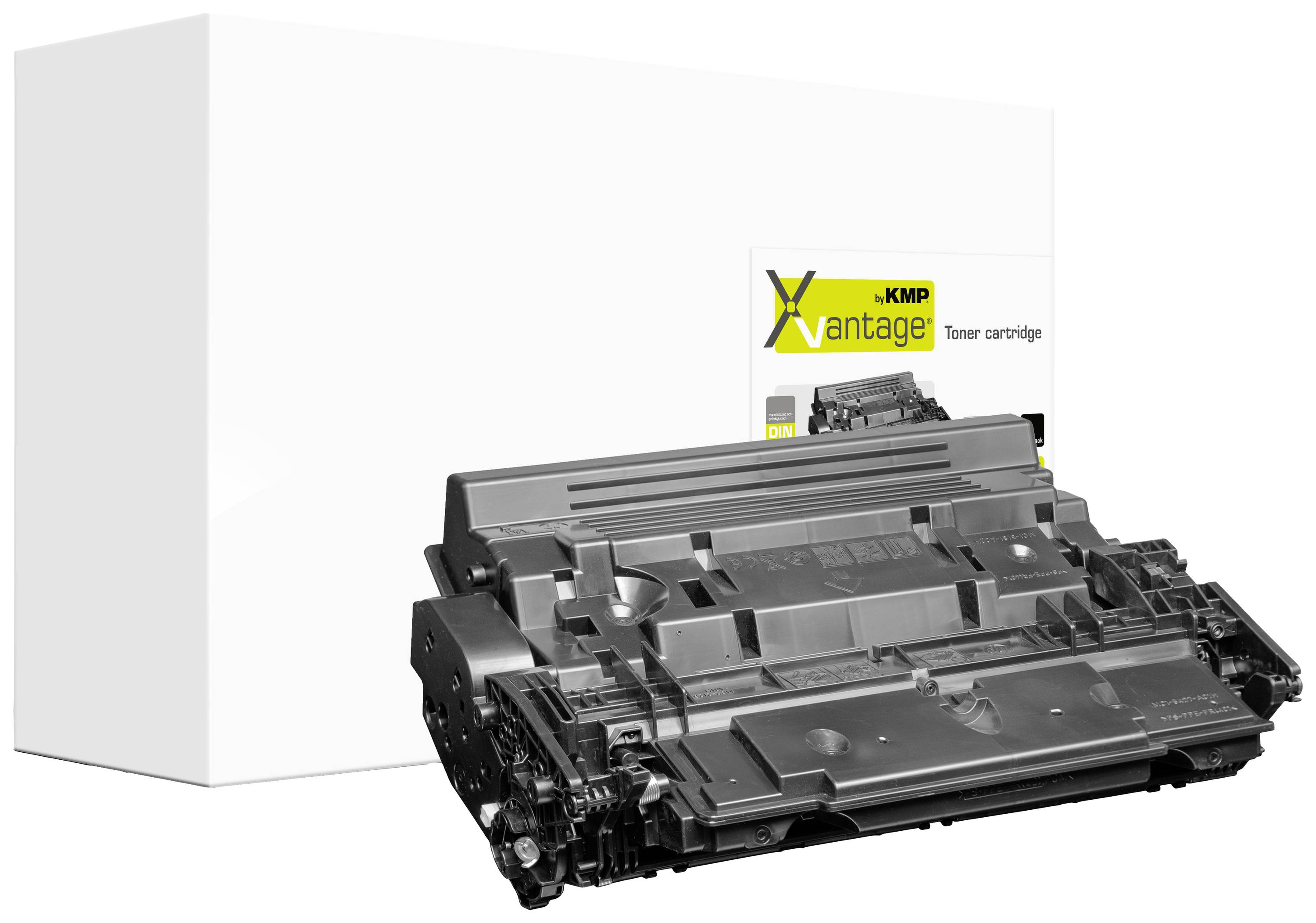 Černá tonerová kazeta leží před bílým obalem označeným nápisem "Xvantage Toner cartridge".