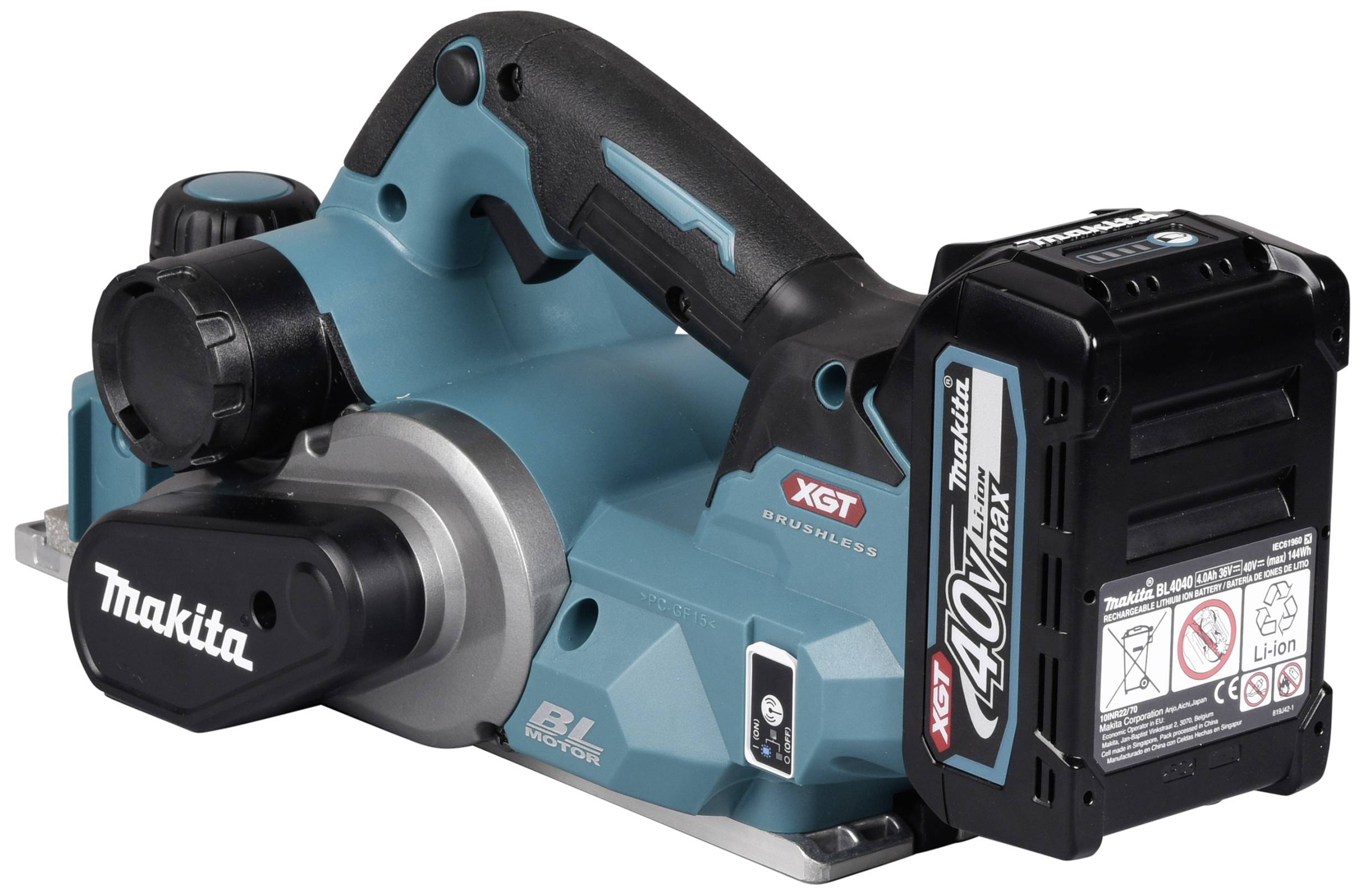 Makita XGT-hoblík s 40V akumulátorem, bezuhlíkovým motorem a ergonomickým designem, vhodný pro přesné řezání a opracování dřeva.