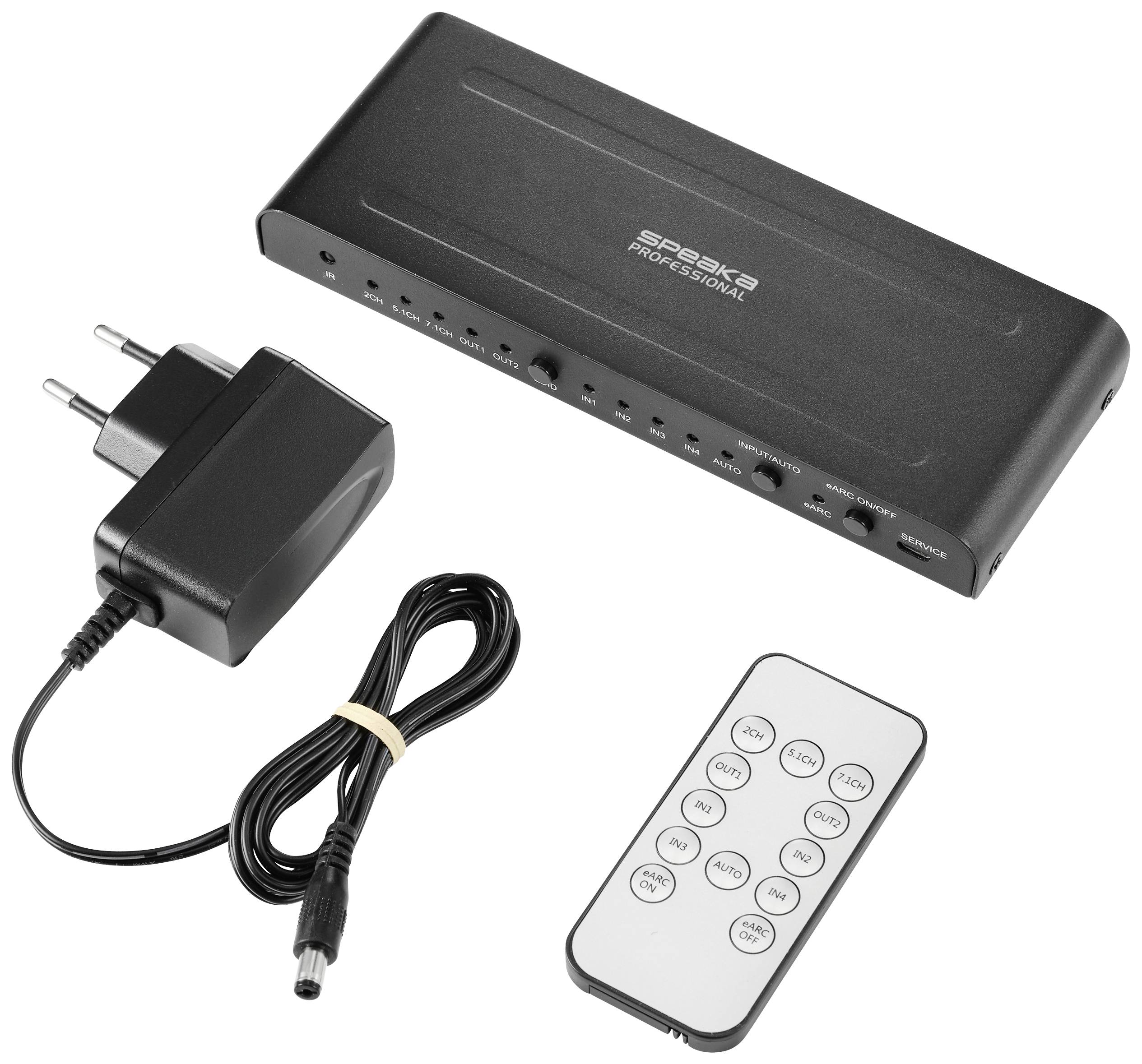 Černý HDMI rozbočovač s napájecím adaptérem a dálkovým ovládáním, vhodný pro distribuci HDMI signálu na několik displejů.