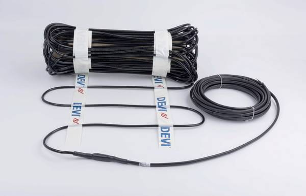 Danfoss 140F0618 vyhřívaná rohož elektronický DEVIsnow 300 525W 525 W 1.7 m²