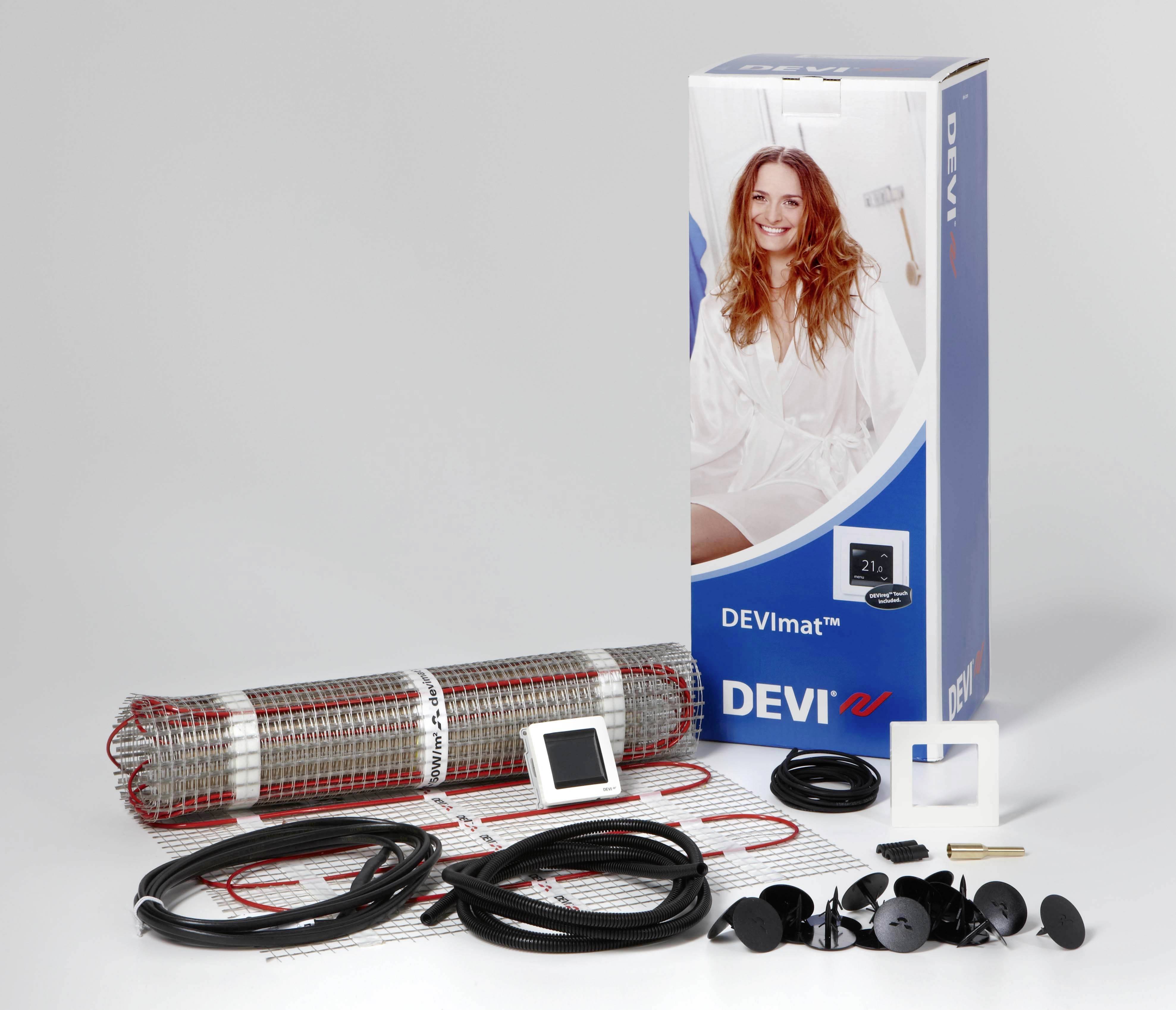 Sada podlahového topení "Devi": Obsahuje topnou rohož, termostat a instalační příslušenství, zabalené v modré krabici s vyobrazením produktu.