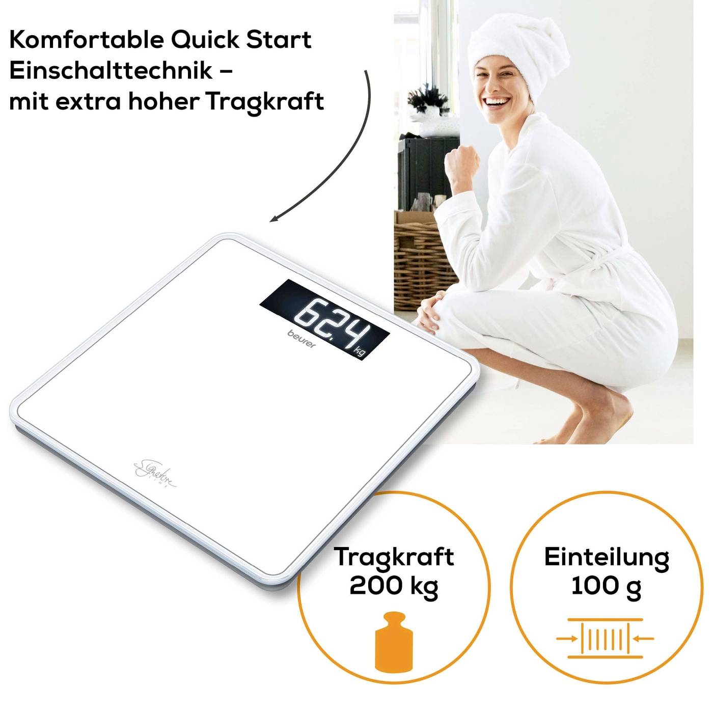 Digitální váha s nosností 200 kg a dílkem 100 g. Pohodlná technologie rychlého spuštění. Žena v županu stojící vedle váhy.