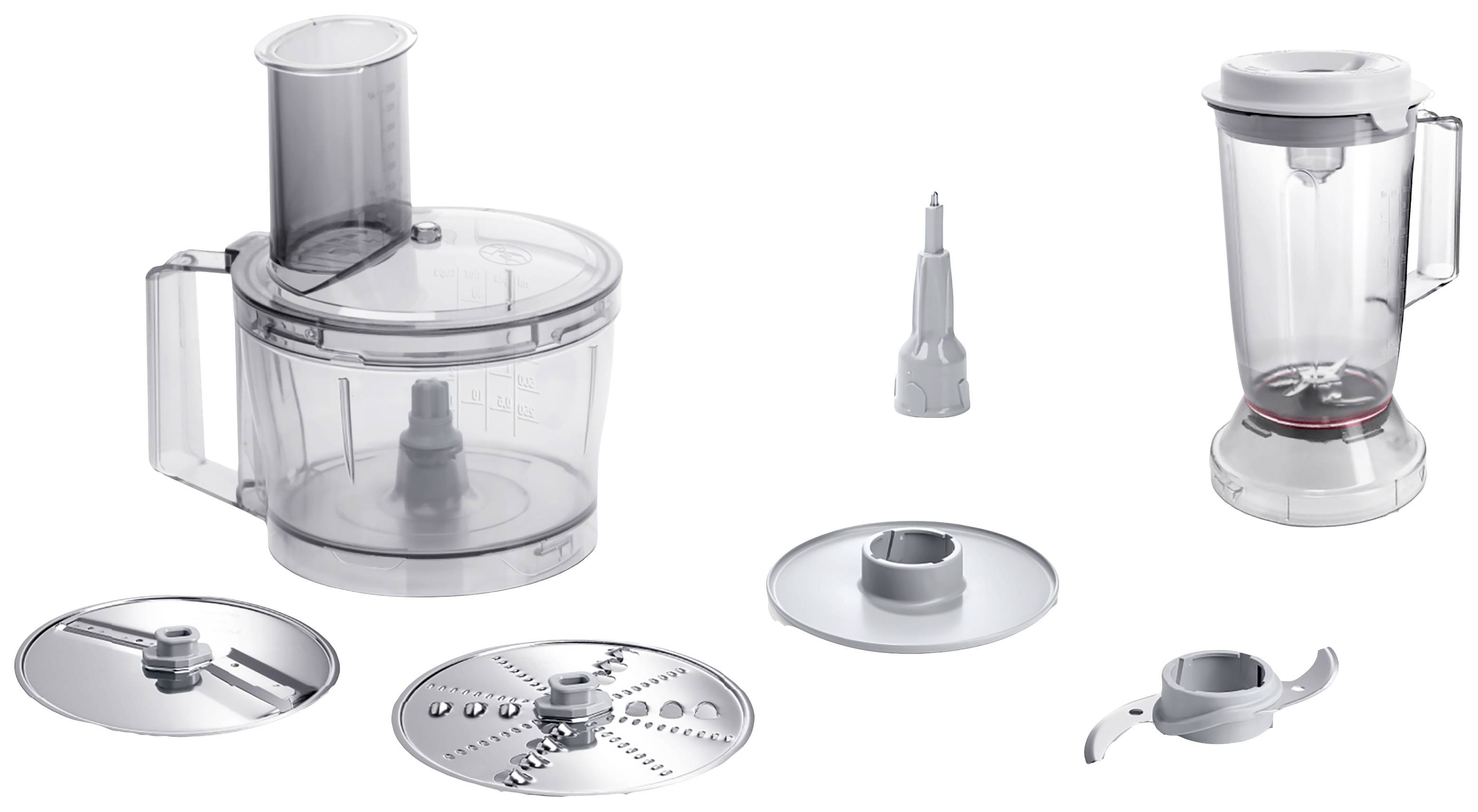 Jednotlivé příslušenství kuchyňského robotu, včetně velké mísy s víkem, řezacích vložek a nástavce na mixování.