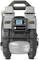 Přenosný kompresor s digitálním displejem ukazuje tlak. Černé tělo, viditelný název značky 'Toolcraft'.