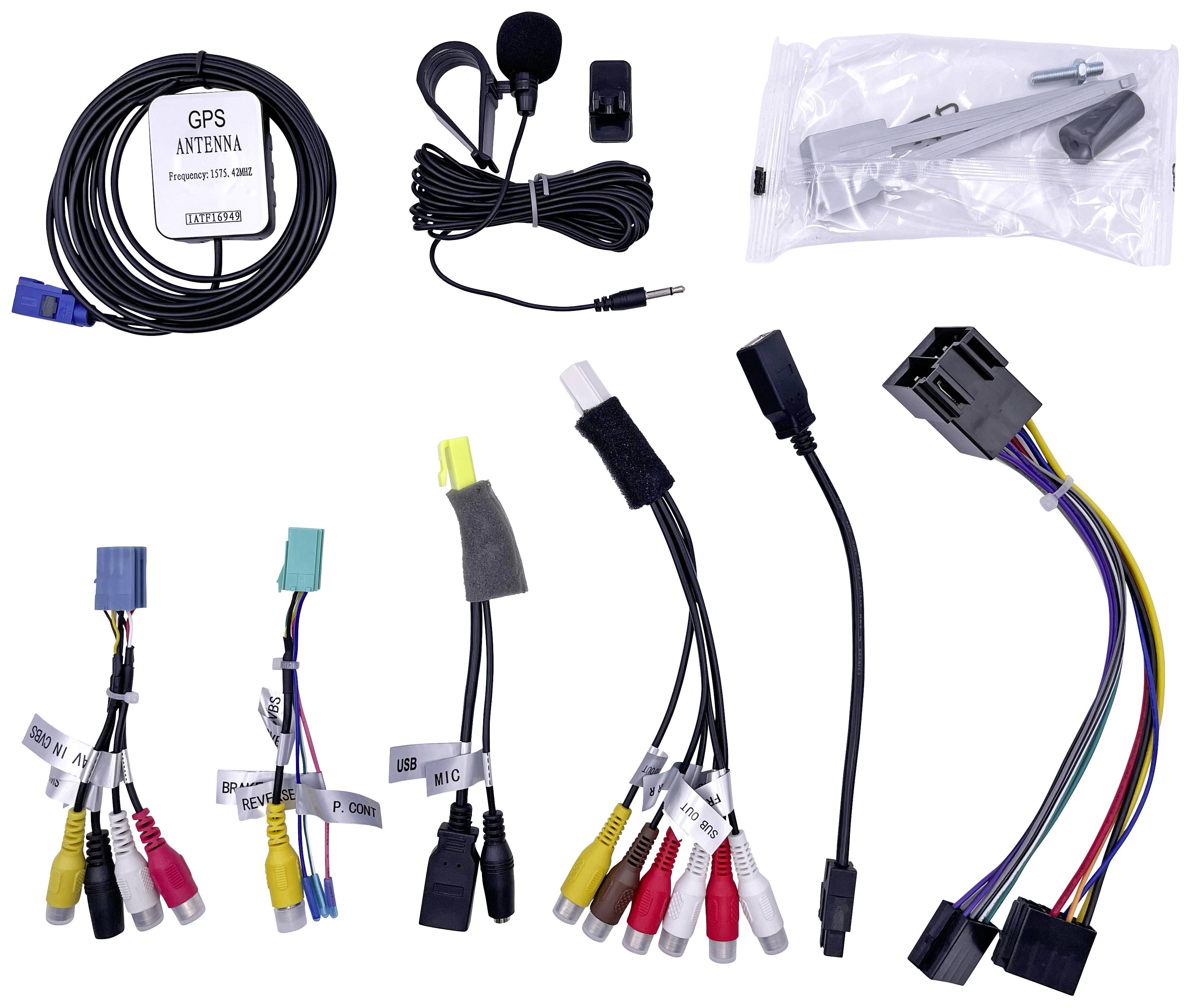 Různé kabely a konektory pro GPS a audio, včetně GPS antény, mikrofonu a propojovacích kabelů.