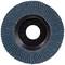 Kulatý brusný kotouč s modrými překrývajícími se lamelami a černým středem, používaný k broušení povrchů.