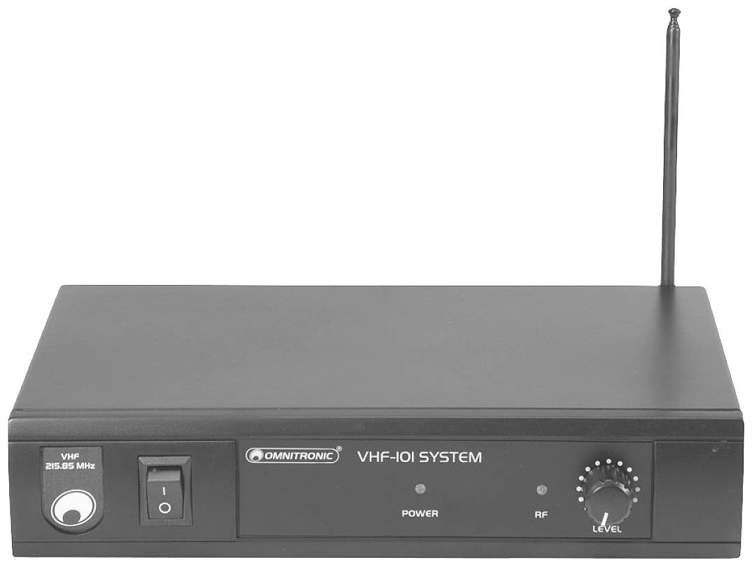 Černé systémové zařízení VHF-101 od společnosti Omnitronic s vypínačem vlevo, regulátorem RF úrovně vpravo a anténou.
