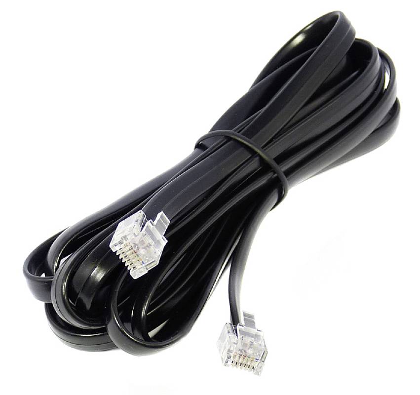 Černý telefonní kabel s RJ11 konektory na obou koncích, stočený a připravený k použití pro telefonní nebo modemové připojení.