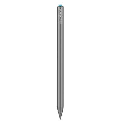 Stříbrné digitální pero, svisle orientované, s modrou špičkou. Vhodné pro tablety nebo dotykové obrazovky.
