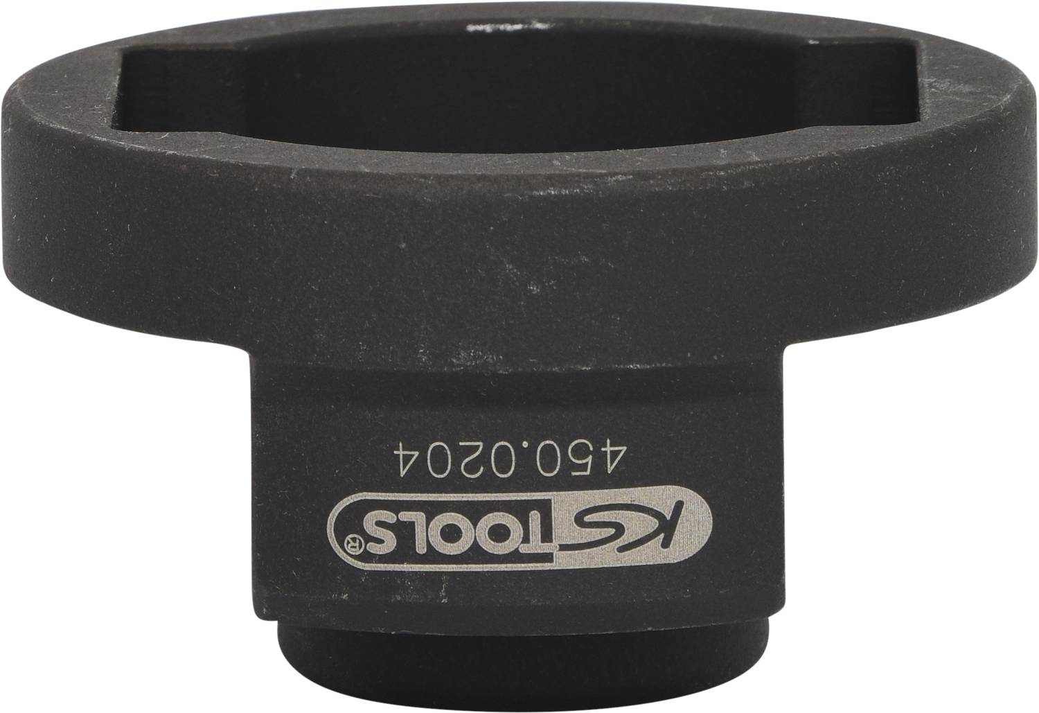 Černý kovový nástavec na nástroje s nápisem 'KS TOOLS' a sériovým číslem, používaný pro opravy automobilů.