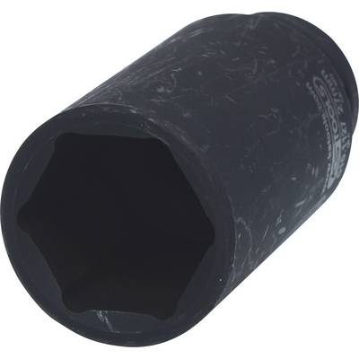 Černý šestihranný nástrčný klíč z kovu v lehce skoseném úhlu, určený k použití s francouzským klíčem nebo ráčnou.