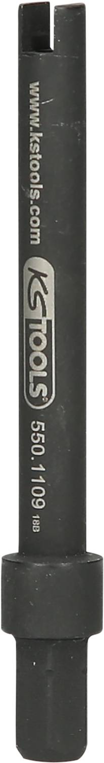 Černý šroub od firmy Kuka, model 'SK 10S', s označením '550A / 109 nm'.