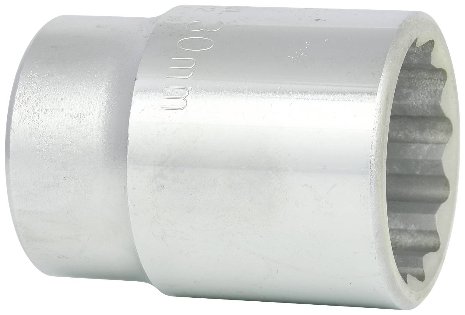 Kovový klíč, 30 mm, vyrobený z odolné oceli, stříbrné barvy, používaný pro povolování a utahování šroubů a matic.