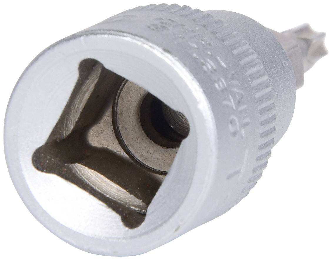 Detailní záběr stříbrného kovového bitového adaptéru se čtvercovým náhonem, používaného pro šroubováky.