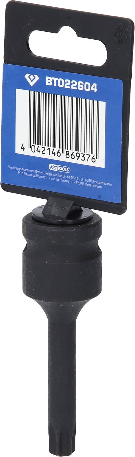 Černý nástrčný klíč s dlouhým bitem a čárovým kódem; vhodný pro mechanické práce. Logo Britool viditelné.