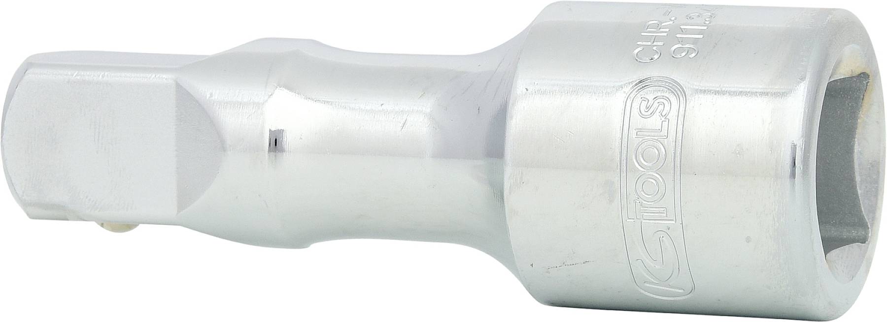 Stříbrný adaptér naořechy s čtvercovým koncem na jedné straně a šestihranným otvorem na straně druhé.