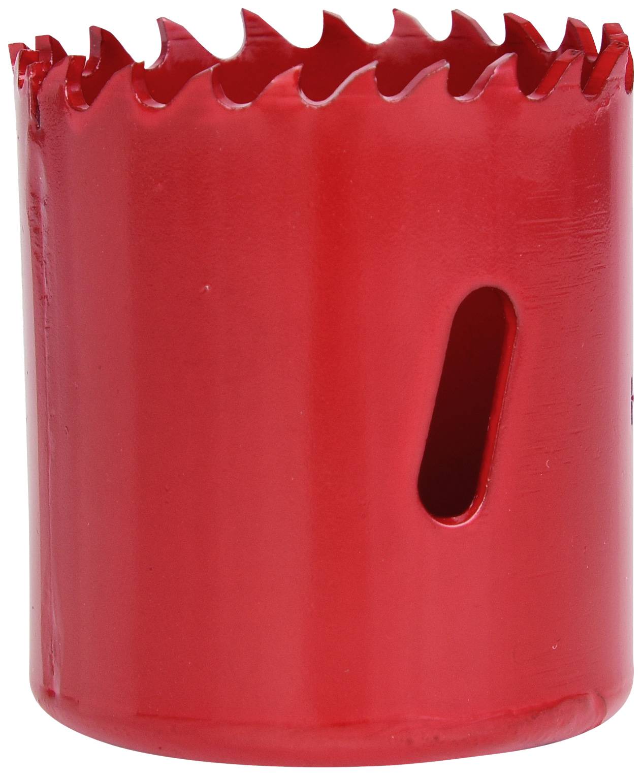 Červený list děrovací pily se zoubkovaným okrajem a oválným otvorem na straně, používaný k vrtání velkých děr do dřeva nebo kovu.