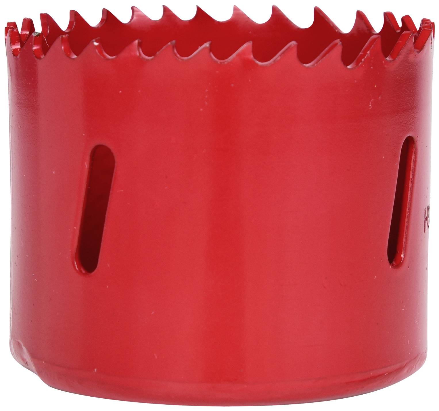 Červený nástavec na děrovací pilu se zubaným ostřím a kulatými otvory na straně, používaný k řezání děr do materiálů.