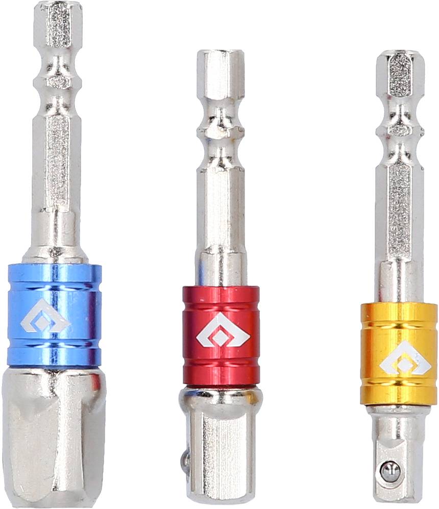 Tři adaptéry na nástrčné klíče v stříbrné barvě, s barevnými kroužky: modrý, červený a žlutý. Vhodné pro různé velikosti nástrčných klíčů.