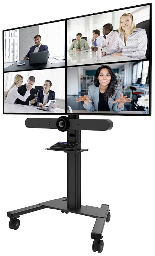 Videokonferenční sestava s velkým monitorem na stojanu, zobrazující čtyři samostatné videosnímky lidí účastnících se schůzky.