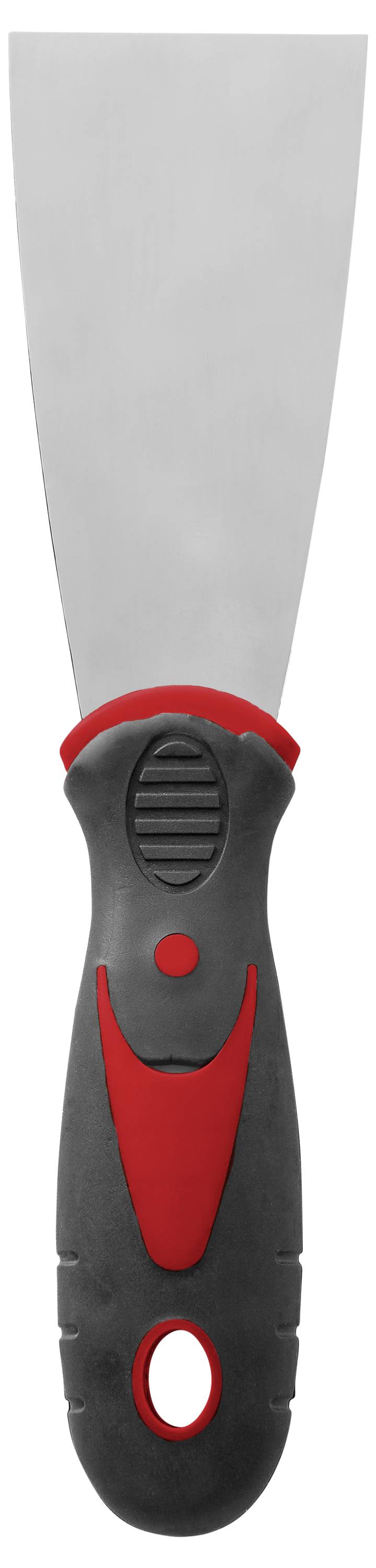 Detailní záběr kovového malířského nože s ergonomickou černočervenou rukojetí, používaného pro nanášení a vyhlazování sádry nebo tmelu na povrchy.