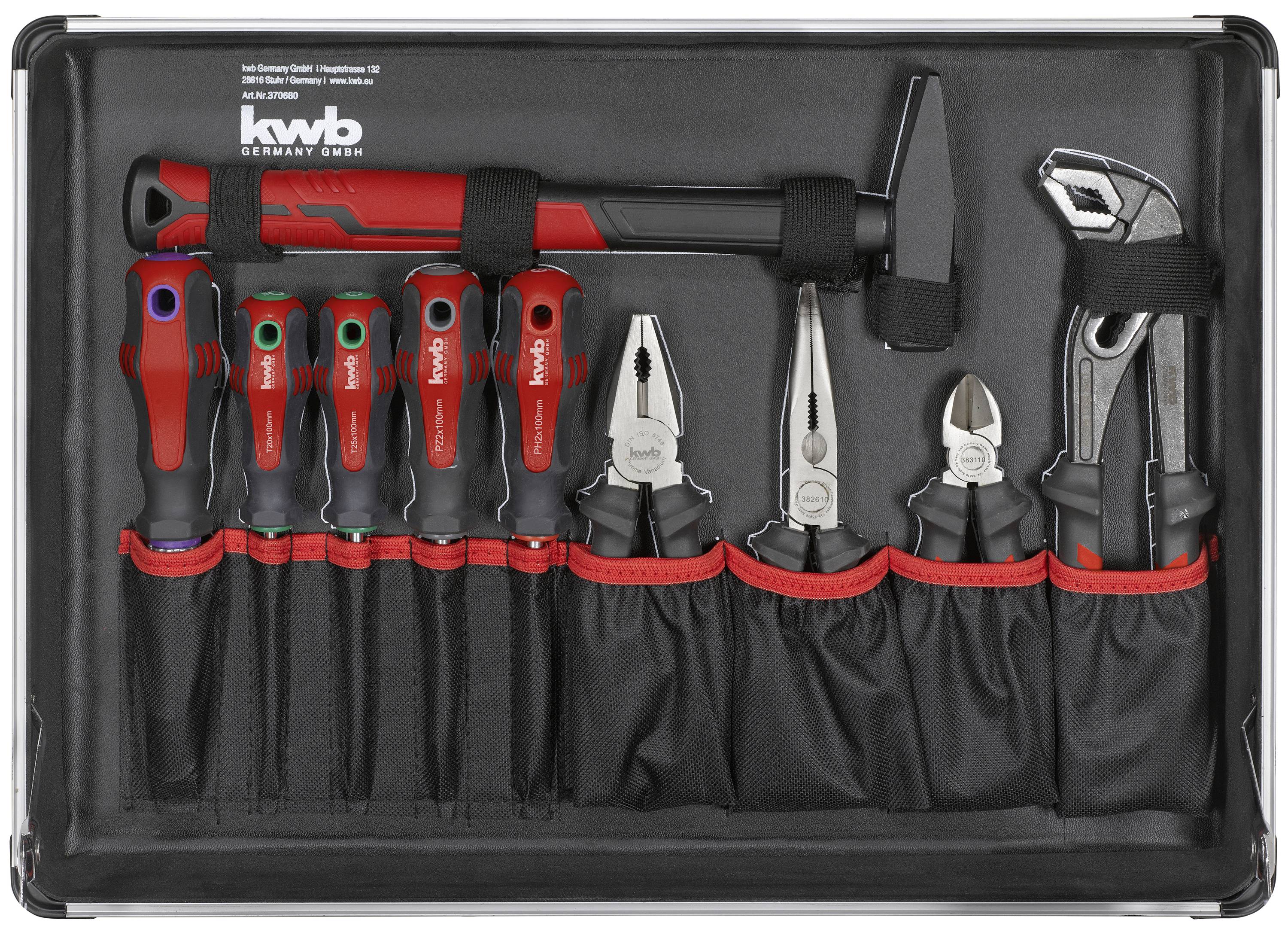 Sada nářadí v tašce, včetně šroubováků, kleští a nastavitelného klíče. Převážně v červené a černé barvě.