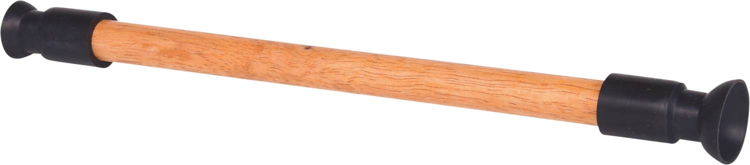 Šikmý zarážkový klín v červenohnědé barvě s černými konci leží v diagonále obrazu.