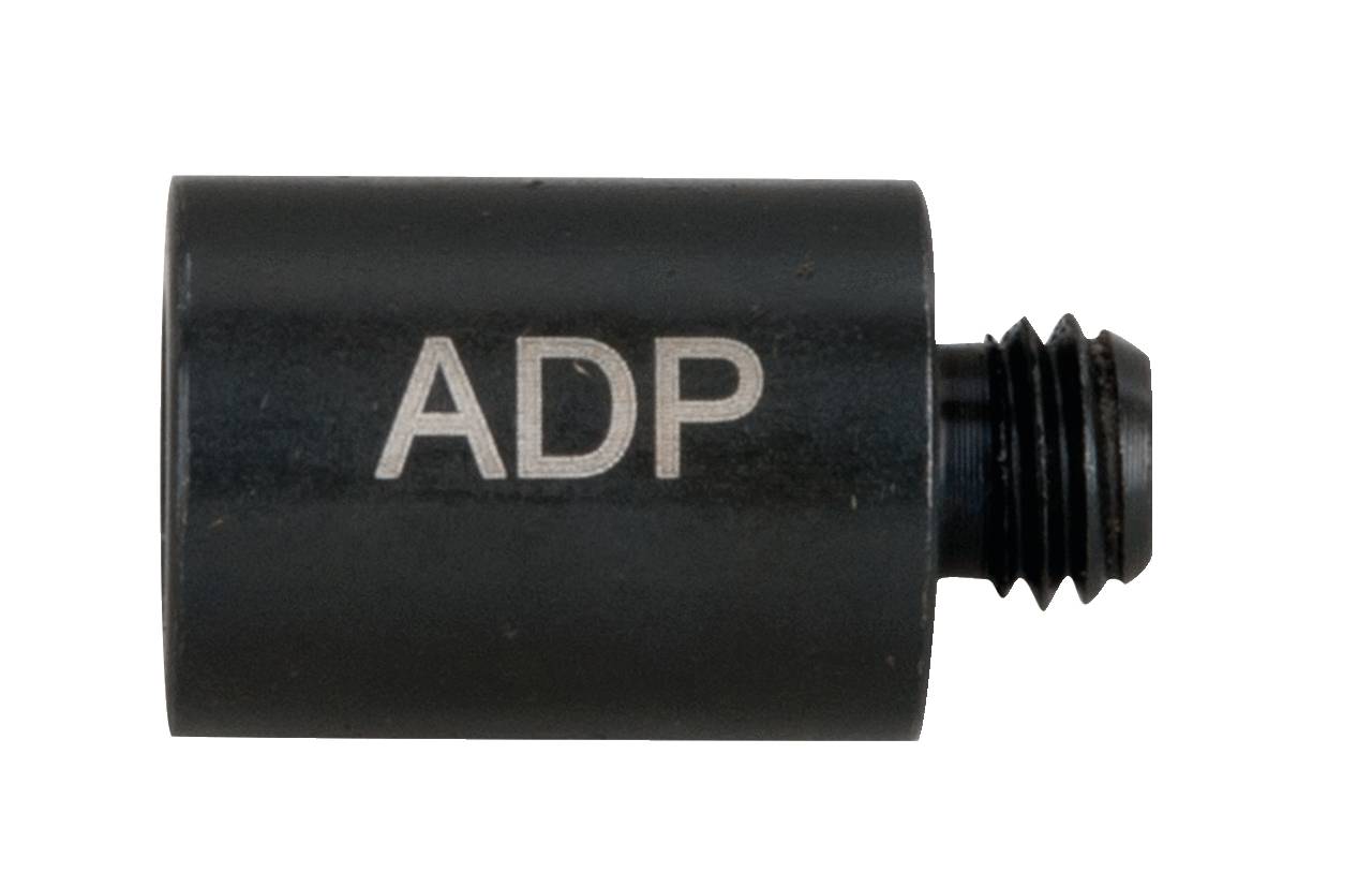 Černý adaptér s nápisem 'ADP', vhodný pro propojení různých součástí, s šroubovým spojem na pravé straně.