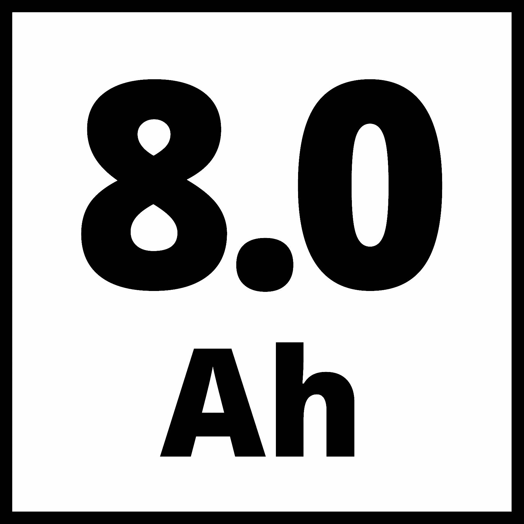 Na bílém pozadí je tučným černým písmem napsáno „8,0 Ah".
