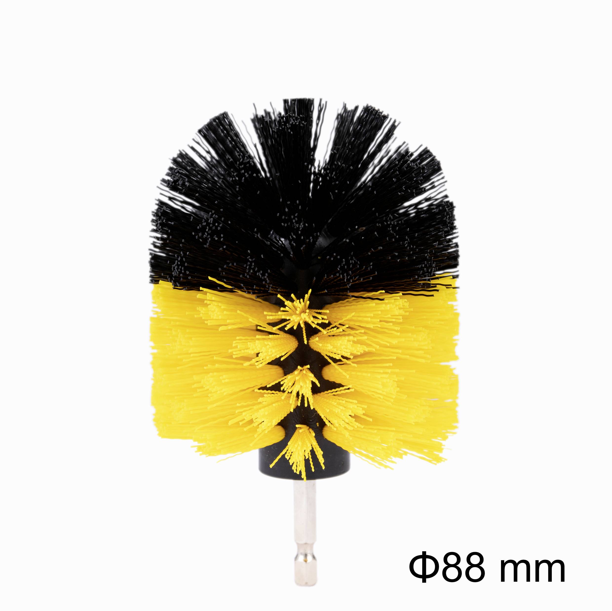 Černá a žlutá kulatá štětka s držadlem, průměr 88 mm, na bílém pozadí.