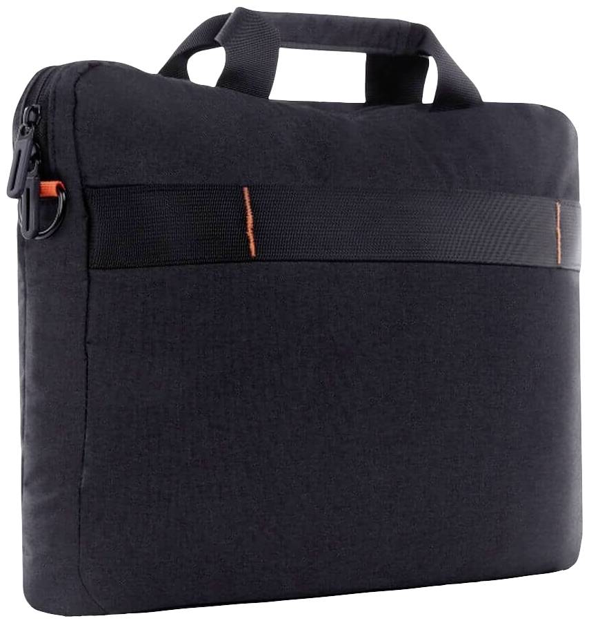 Černá taška na notebook s rukojetí a zipem, jednoduché designové provedení s oranžovými švy na přední straně.