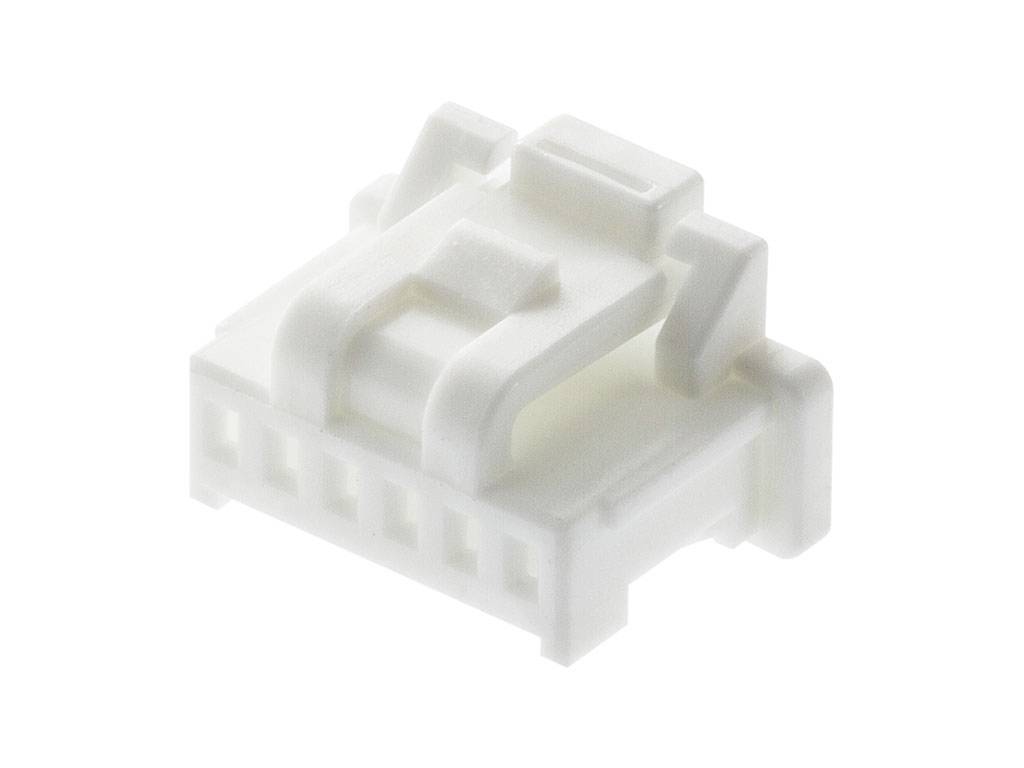 Bílá plastová zástrčka pro propojení kabelů v elektronických zařízeních.