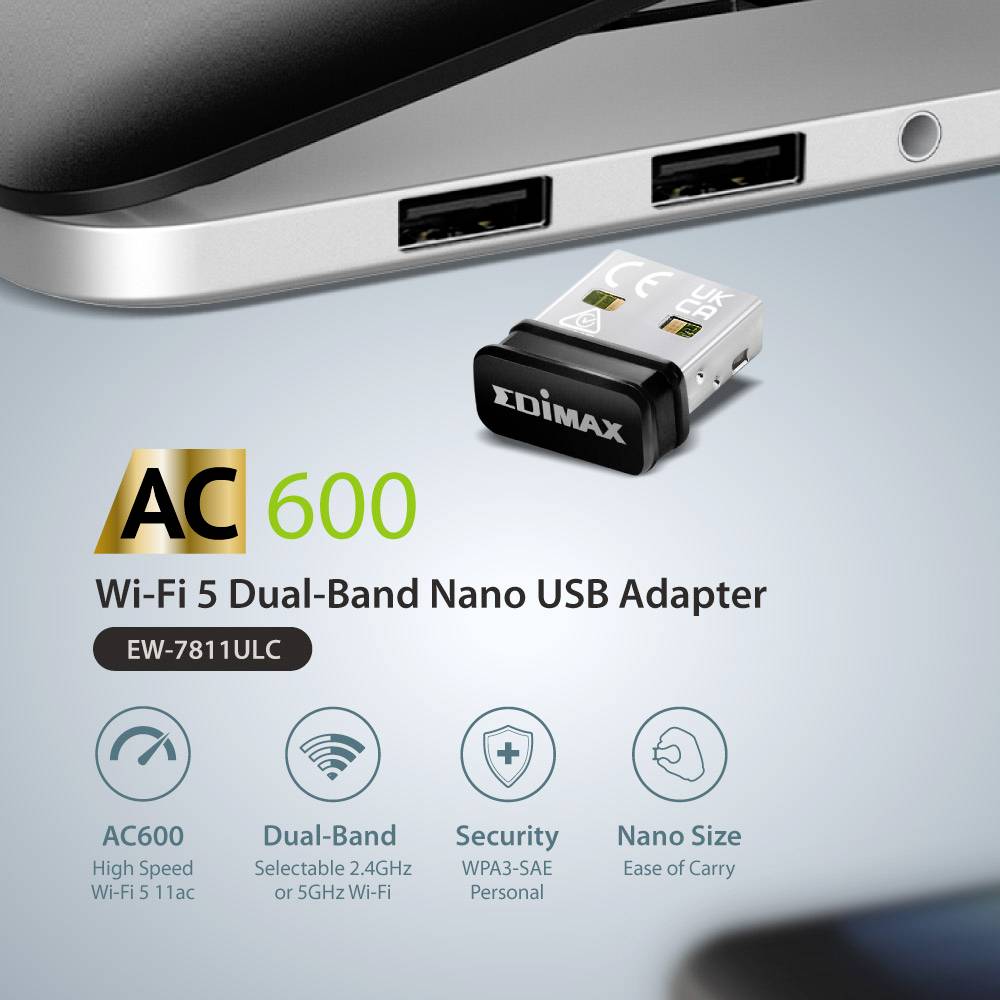 USB adaptér Edimax zasazený do notebooku. Text popisuje: "AC 600 Wi-Fi 5 duální pásmo nano USB adaptér", prezentace vlastností modelu.