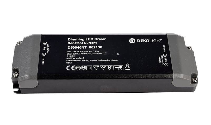 Stmívatelný LED driver od Dekolight, model DS0040NT, pro konstantní proud. Technické specifikace a loga jsou zobrazeny.