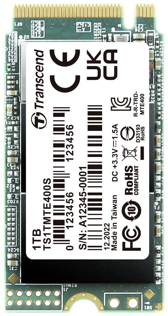Transcend M.2 SSD s 1TB kapacitou úložiště. Štítek obsahuje technické specifikace a certifikační značky.